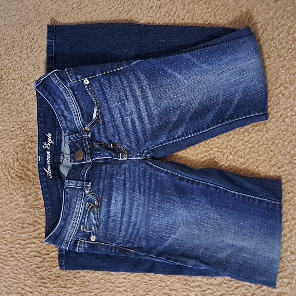 American Eagle - Picture 1 of 5